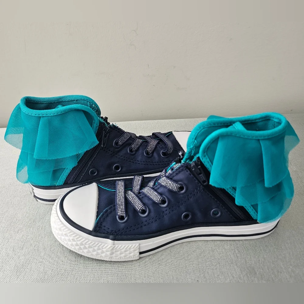 NWOB CONVERSE Block Party Navy & Teal Ruffle Toddler Girls Side Zip Sneakers